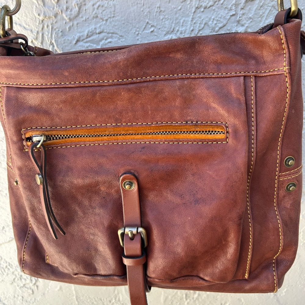 Sundance Brown Leather Hobo Handbag Purse EUC Italy Crossbody